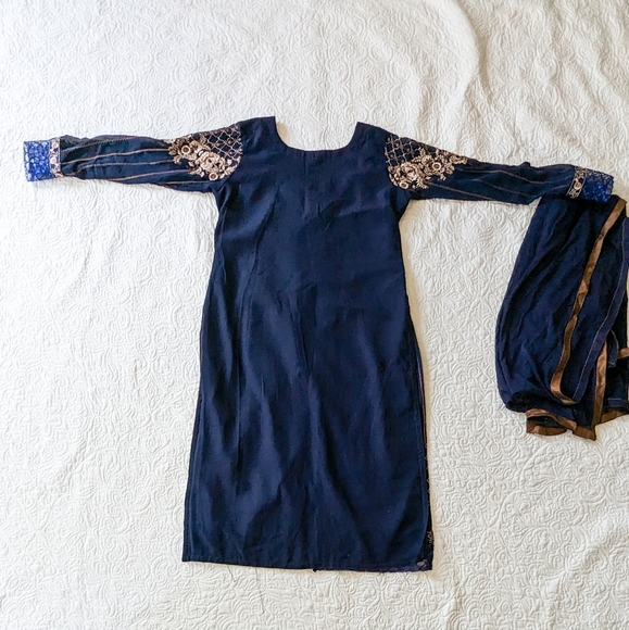 Indian Pakistani Women's 3-Piece Kameez Trouser Outfit - Midnight Blue - Picture 8 of 8